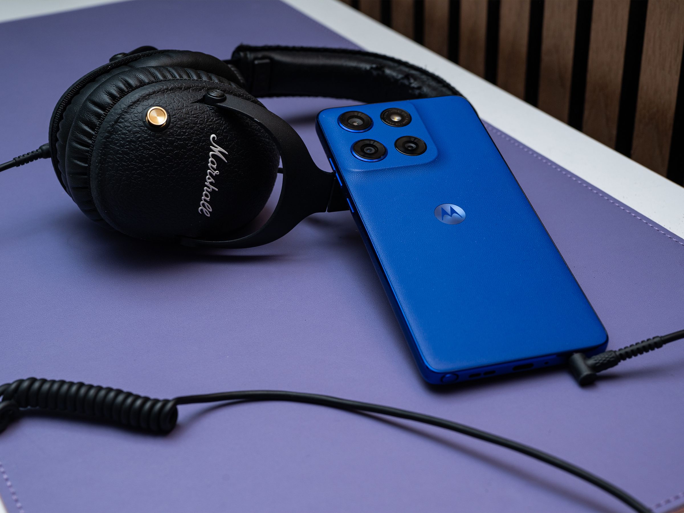6 Best Phones With Headphone Jacks (2025): Tested and Reviewed